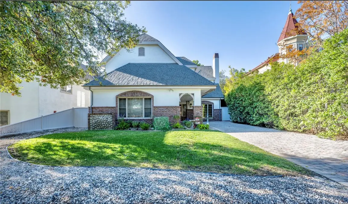 217 N Lima, Sierra Madre, CA 91024 - Image #1