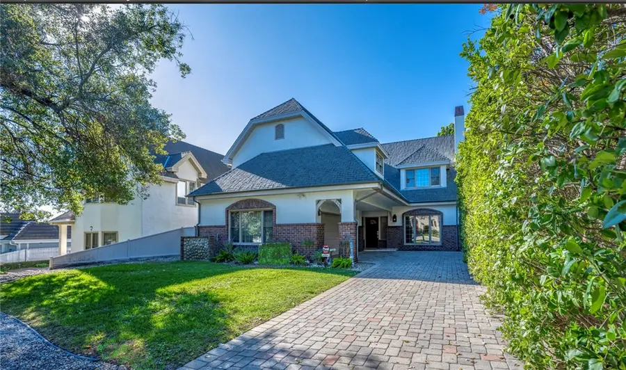 217 N Lima, Sierra Madre, CA 91024 - Image #2