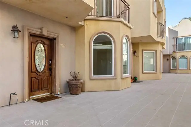 6939 Greeley Street #102, Tujunga, CA 91042 - #3