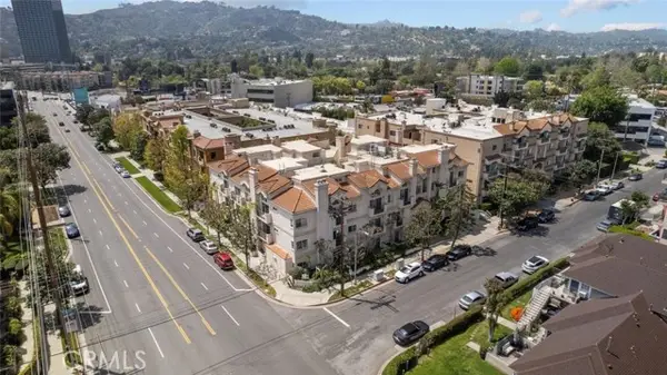 10604 Valley Spring Lane #105, Toluca Lake (los Angeles), CA 91602