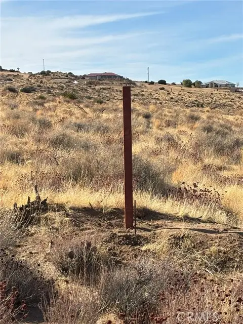 21 Luna Mountain Road, Apple Valley, CA 92308 - Image #2