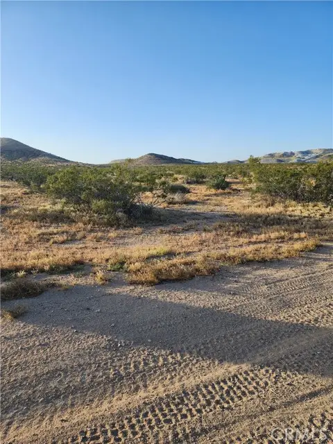 1 Cottonwood Road, Helendale, CA 92342 - Image #2