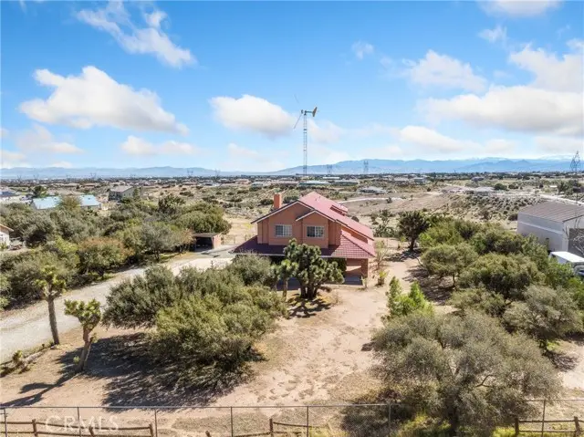 8187 Anaconda Avenue, Oak Hills, CA 92344 - Image #1