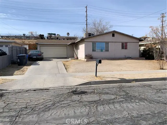 700 Patricia Avenue, Barstow, CA 92311 - Image #1