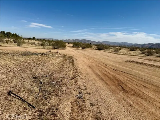 22889 Las Tunas Drive, Apple Valley, CA 92308 - Image #3