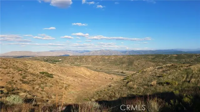 25 Summit Valley Road, Oak Hills, CA 92344 - Image #1