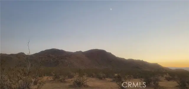 5 Laguna Seca Drive, Apple Valley, CA 92307 - Image #2