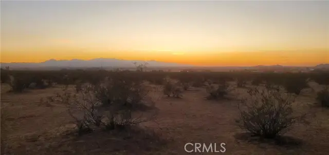 5 Laguna Seca Drive, Apple Valley, CA 92307 - Image #3