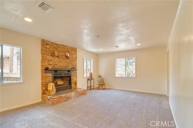 1131 Apple Avenue, Wrightwood, CA 92397 - Image #2