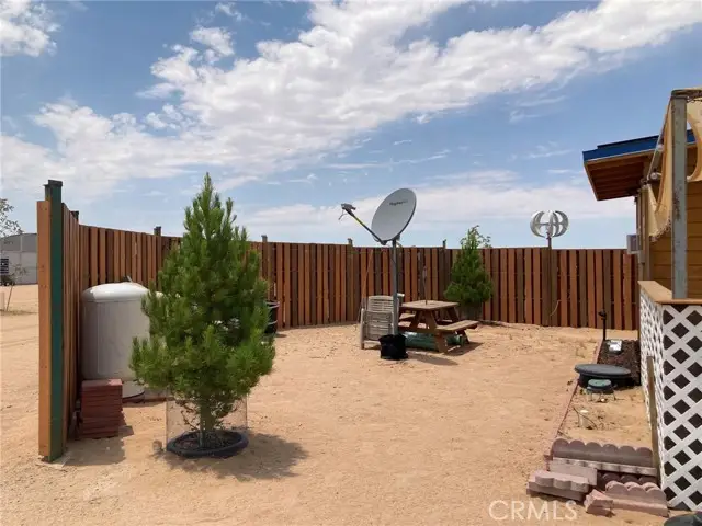 37000 Flower Road, Hinkley, CA 92347 - Image #2