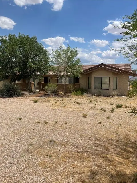 23859 Papago Road, Apple Valley, CA 92307 - Image #2