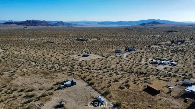 702 Bell Road, Landers, CA 92285 - Image #2