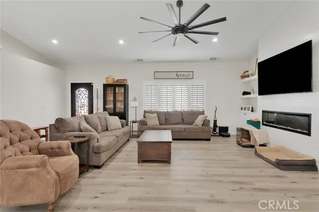 14825 Pela Road, Apple Valley, CA 92307 - Image #2