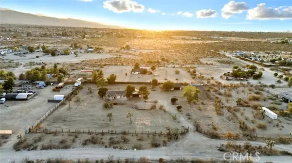 11832 Valle Vista Road, Phelan, CA 92371