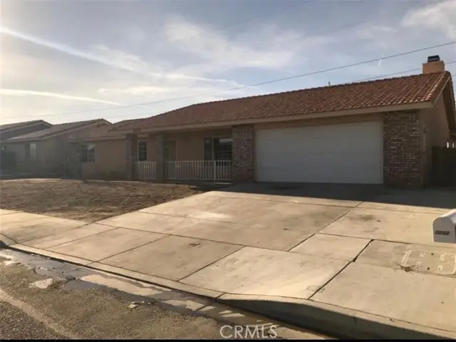 12422 San Ysidro, Victorville, CA 92392 - Image #2