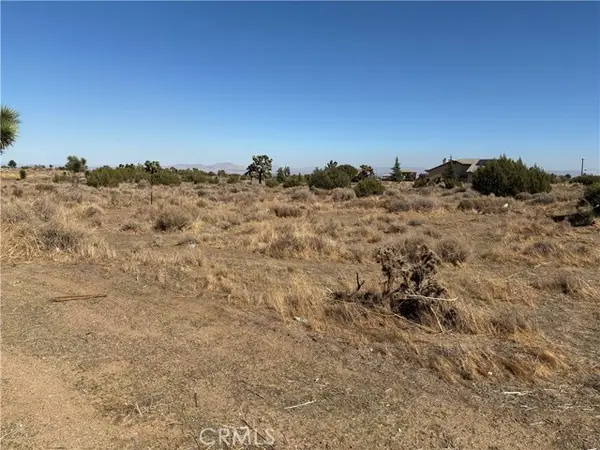 0 Smoke Tree, Phelan, CA 92371