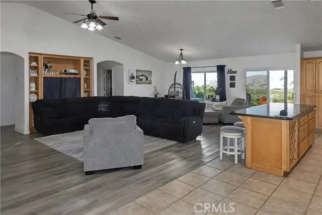 30788 Buenos Aires, Lucerne Valley, CA 92356 - Image #3
