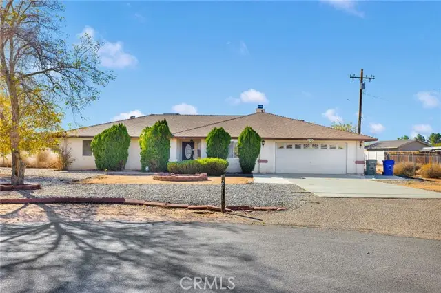 22111 Isatis, Apple Valley, CA 92307 - Image #2