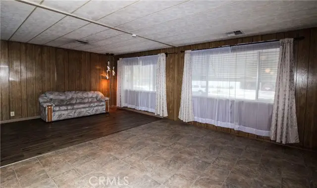 13829 Riviera, Victorville, CA 92395 - Image #3