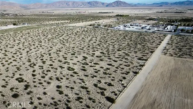 787 Jingal Road, Lucerne Valley, CA 92356 - Image #2