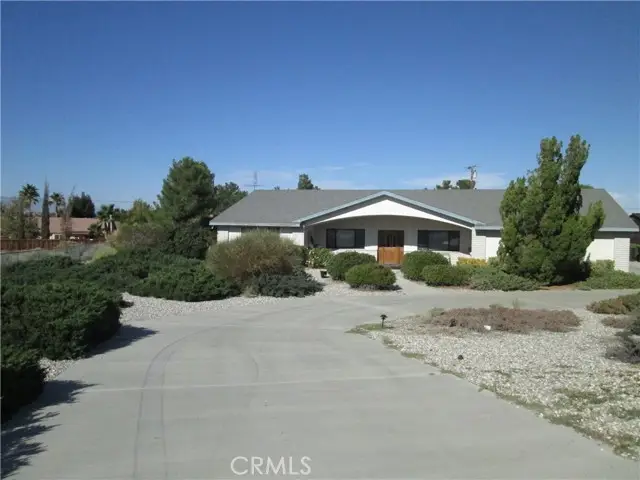 13094 Olathe Road, Apple Valley, CA 92308 - Image #1