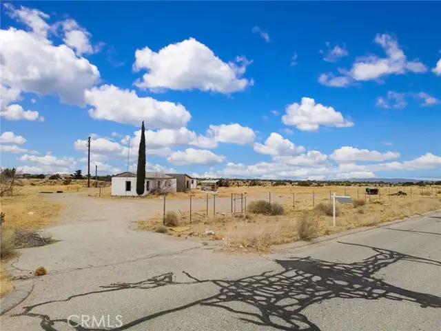 9770 Verbena, Oak Hills, CA 92344 - Image #2