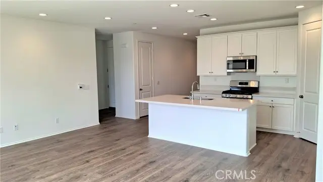 223 Almanac Street, Hemet, CA 92543 - Image #2