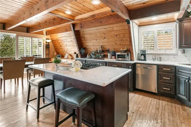 27935 St Bernard Lane, Lake Arrowhead, CA 92352 - Image #3