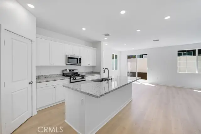 32807 Manhattan Avenue, Winchester, CA 92596 - Image #2