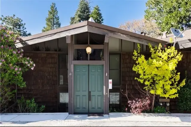 872 Sierra Vista Drive #10, Twin Peaks, CA 92391 - Image #1