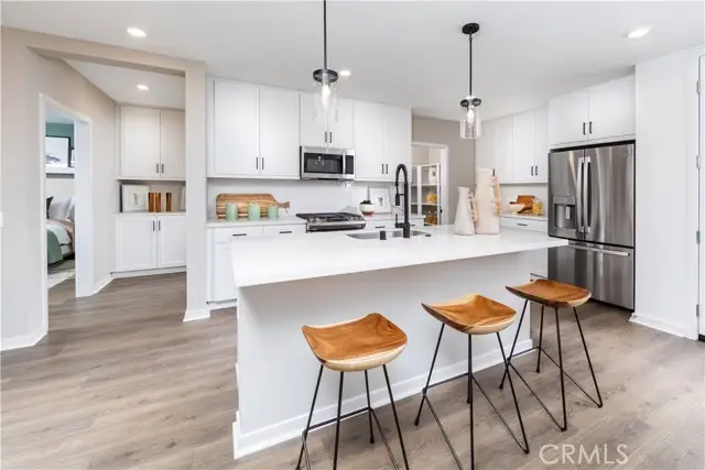 980 N Tangent Privado #201, Ontario, CA 91764 - Image #3