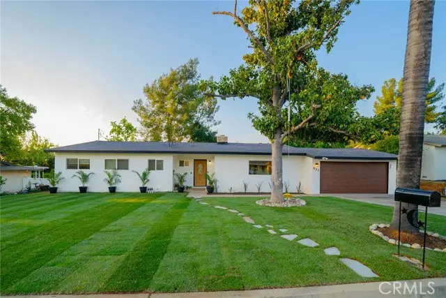 533 Via Vista Dr, Redlands, CA 92373 - Image #2