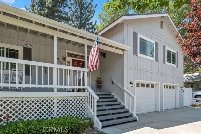 925 Apple Avenue, Wrightwood, CA 92397 - Image #1