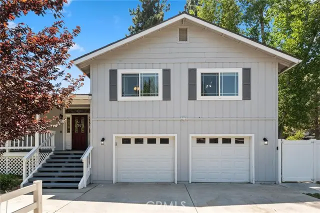 925 Apple Avenue, Wrightwood, CA 92397 - Image #3