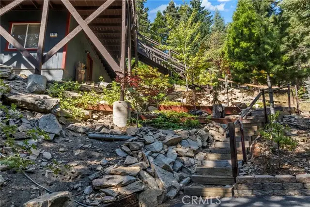 446 Cedarbrook Drive, Twin Peaks, CA 92391 - Image #3