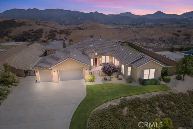 3086 Crystal Ridge Lane, Colton, CA 92324 - Image #2