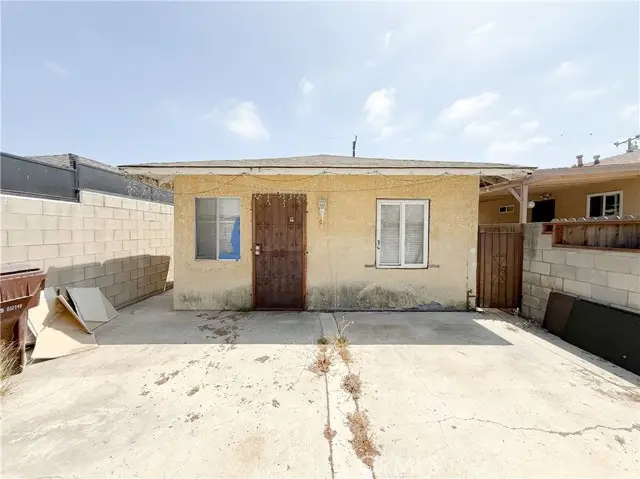 1424 W 152nd Street, Compton, CA 90220 - Image #2