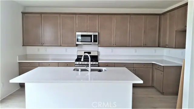 328 Planter Court, Hemet, CA 92543 - Image #2