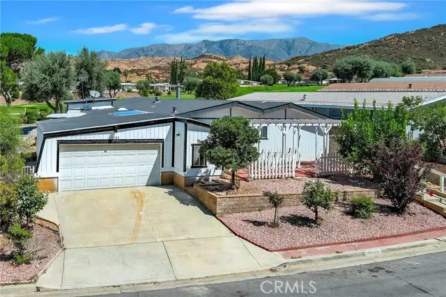 10765 Chisholm Trail, Cherry Valley, CA 92223 - Image #3