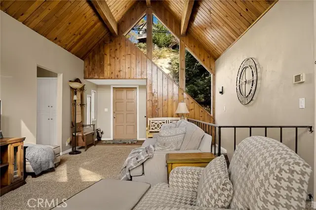 26495 Walnut Hills Drive, Lake Arrowhead, CA 92391 - Image #3