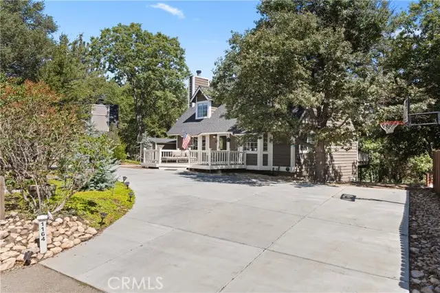 1164 Klondike Drive, Lake Arrowhead, CA 92352 - Image #3