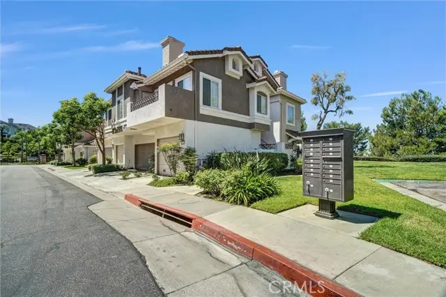 8025 E Sandstone Drive, Anaheim, CA 92808 - Image #1