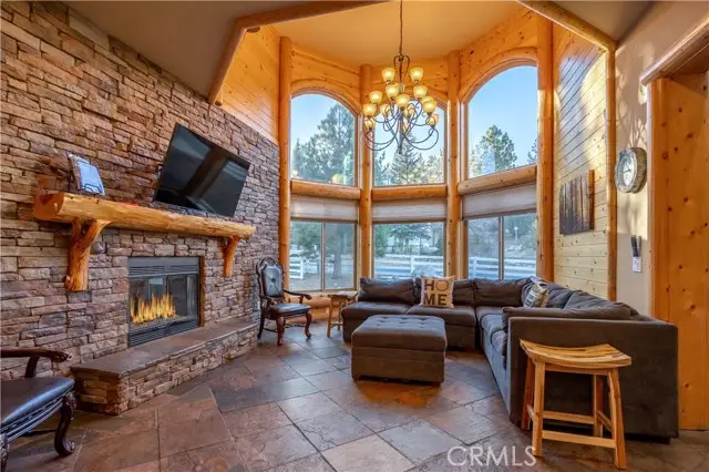 325 Stoney Creek Road, Big Bear Lake, CA 92315 - Image #3