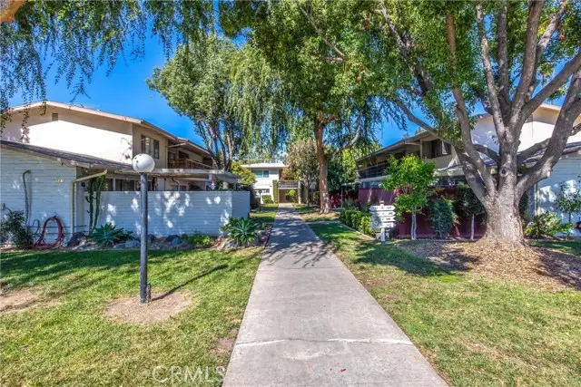 135 N Center, Redlands, CA 92373 - Image #2