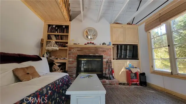 658 Yukon, Green Valley Lake, CA 92341 - Image #2