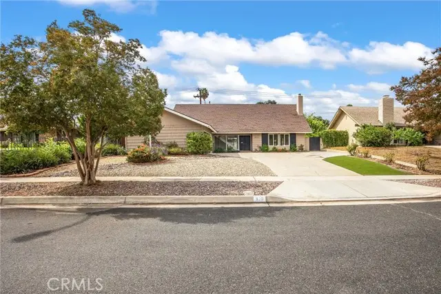 826 La Paloma, Redlands, CA 92373 - Image #2