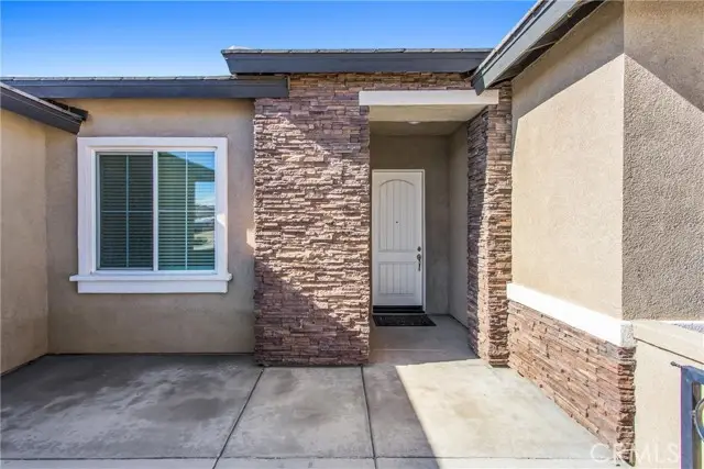 19526 Javelina, Apple Valley, CA 92307 - Image #2