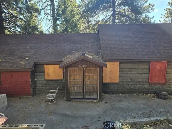 31845 Hilltop, Running Springs, CA 92382