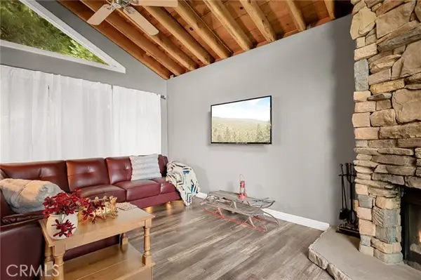 196 Ponderosa Dr, Cedar Glen, CA 92321