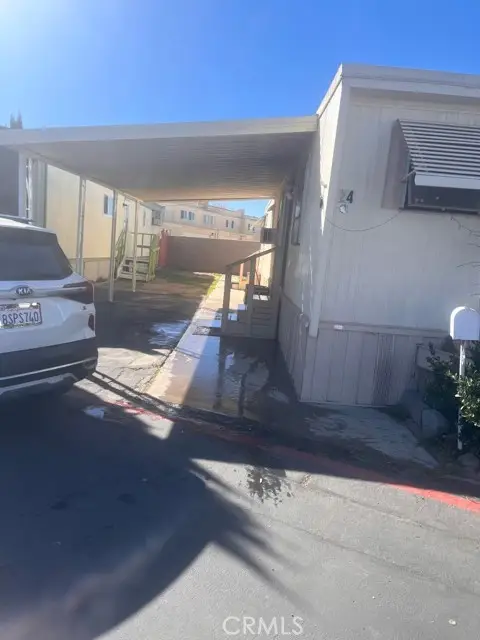 16473 Green Tree Boulevard, Victorville, CA 92395 - Image #3